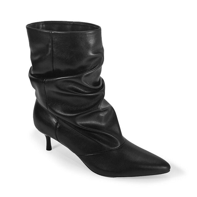 Black slouch